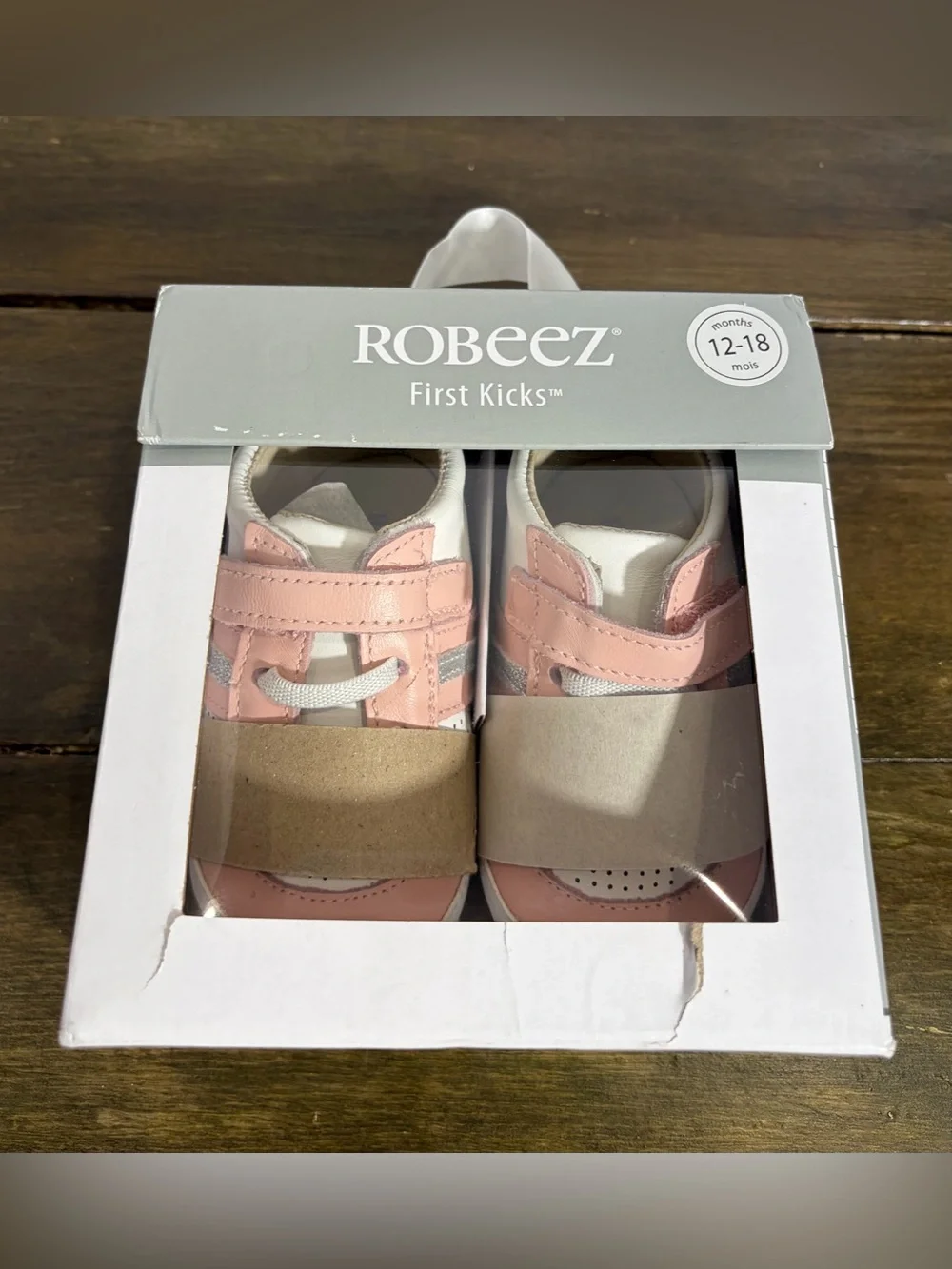 NEW Robeez First Kicks Baby Girl Sneakers in Eliza Pink Size 12-18 months